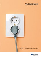 Im vergangenen Jahr wurden in den Mitgliedsbetrieben der BG ETEM weniger Menschen bei einem Unfall verletzt als 2021. Gleichzeitig stieg die Anzahl der Unfälle auf dem Arbeitsweg an. Kaum verändert haben sich die Zahlen bei den Berufskrankheiten. Das geht aus dem Jahresbericht für das Jahr 2022 hervor, den die BG ETEM am 04.10.2023 in Köln veröffentlicht hat.